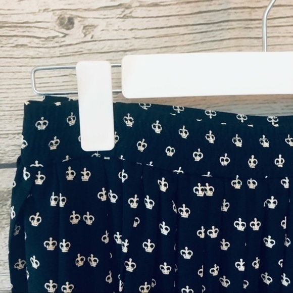 Vintage Josephine Chaus Crown Print Pleated Skirt Size 10 - Picture 13 of 14